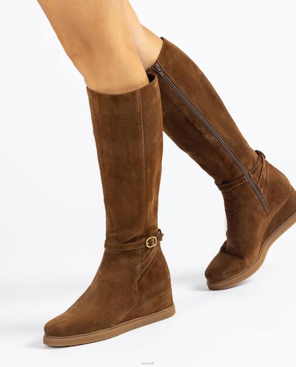 Kids Unisa High shaft suede boot with a wedge and non-slip rubber sole Brown0X8N1072