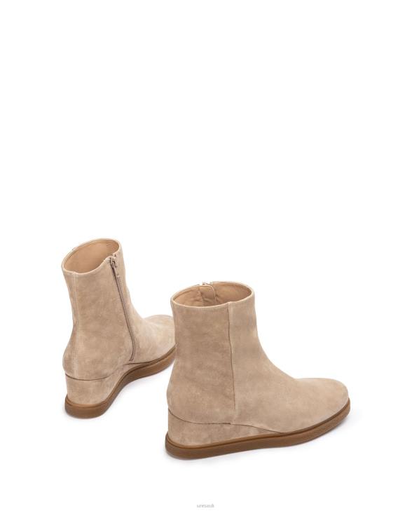 Kids Unisa Suede ankle boot with a zip on the inside Beige0X8N946