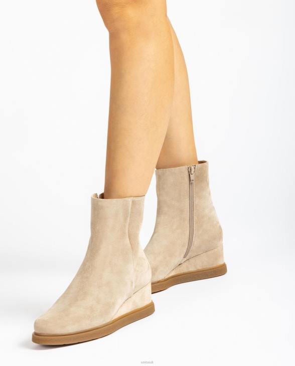 Kids Unisa Suede ankle boot with a zip on the inside Beige0X8N946