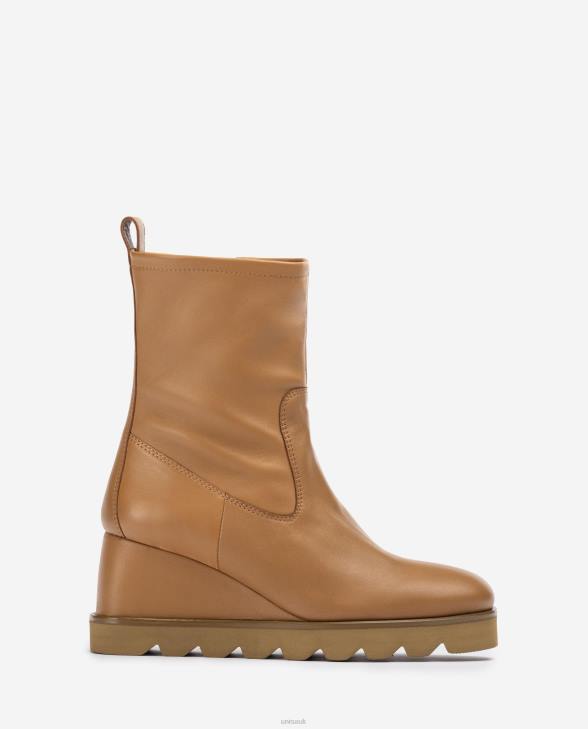 Women Unisa Ankle boot with a rubber sole Brown0X8N976