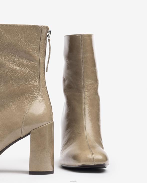 Women Unisa Square toe ankle boot with a centre seam Graceful0X8N1017