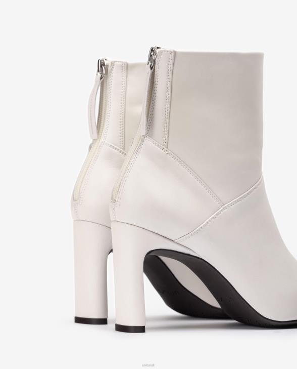 Women Unisa Square toe ankle boot with a high heel White0X8N1014