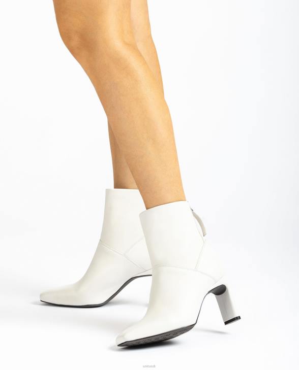 Women Unisa Square toe ankle boot with a high heel White0X8N1014