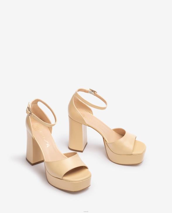 Women Unisa Square toe sandal with a platform Beige0X8N54