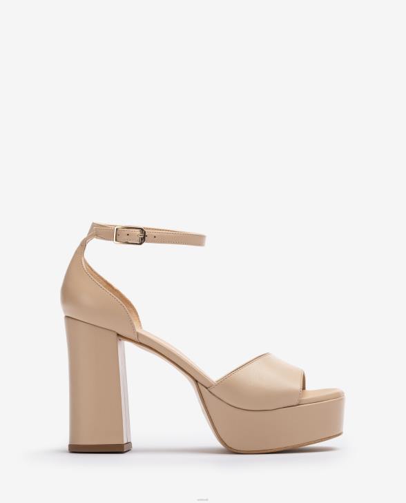 Women Unisa Square toe sandal with a platform Beige0X8N56