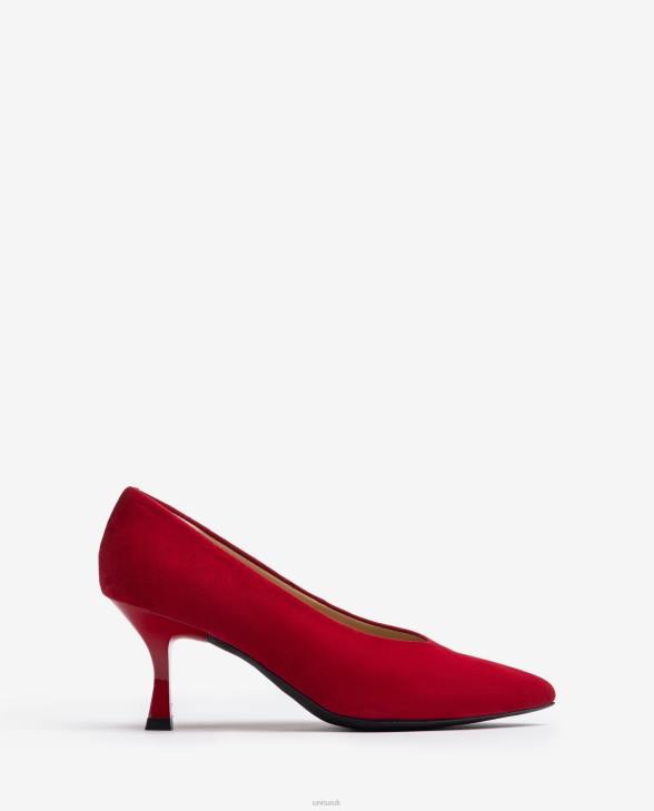 Women Unisa Pointed toe pump with a closed top line. Red0X8N1299