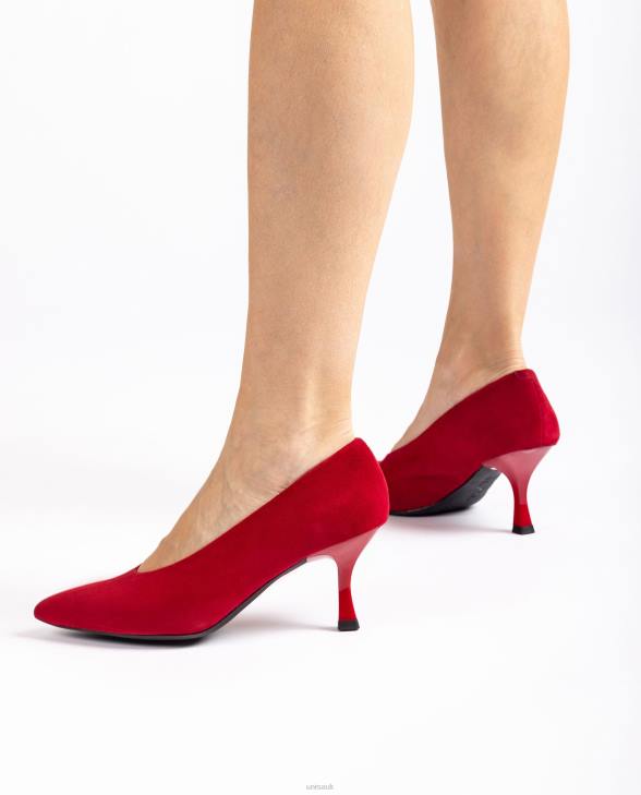 Women Unisa Pointed toe pump with a closed top line. Red0X8N1299